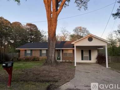 Main picture of 320 Susan Dr