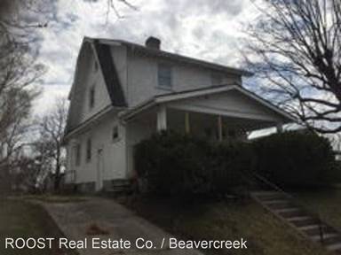 Main picture of 126 E Maplewood Ave