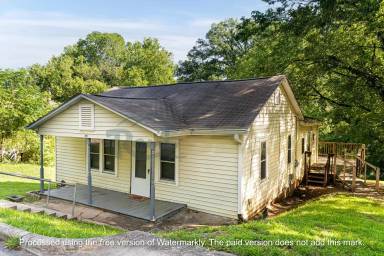 Main picture of 151 Reed St