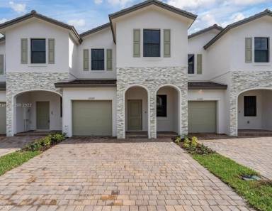 Main picture of 23507 SW 129th Path