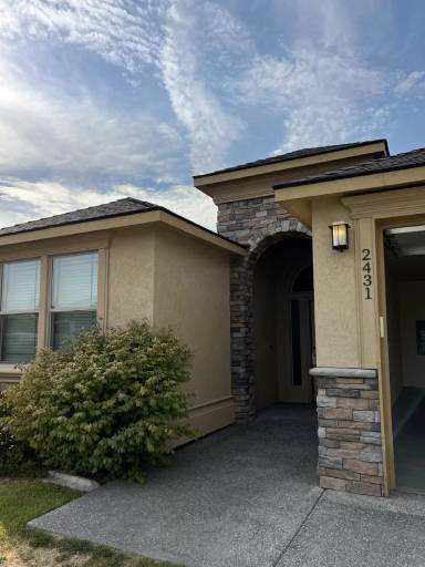 Main picture of 2460 Bramasole Dr