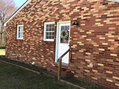Main picture of 6614 Johnston St