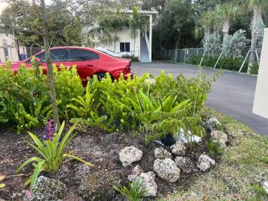 Main picture of 816 NW 3rd St