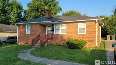 Main picture of 924 Llano Pl