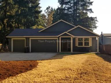 Main picture of 15975 Lake Forest Blvd