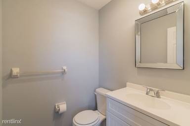 Main picture of 303 Hopkins Ct