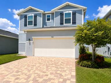 Main picture of 9581 Sandy Bluffs Cir