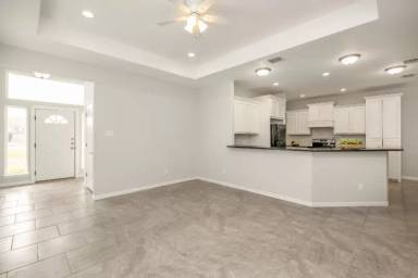 Main picture of 6318 Williams Dr