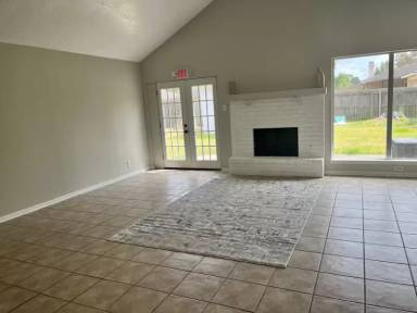 Main picture of 4865 Folsom Dr