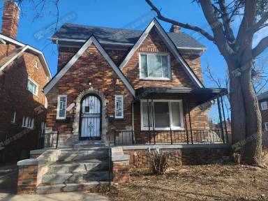 Main picture of 17568 Roselawn St