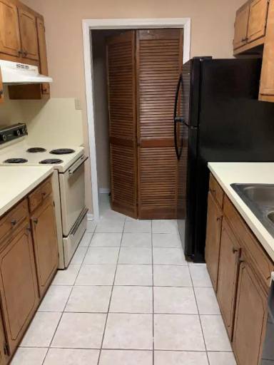 Main picture of 916 Chemin Dr