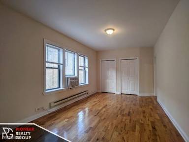 Main picture of 3720 1/2 N Pine Grove Ave