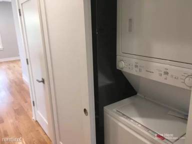 Main picture of 1857 W Dickens Ave