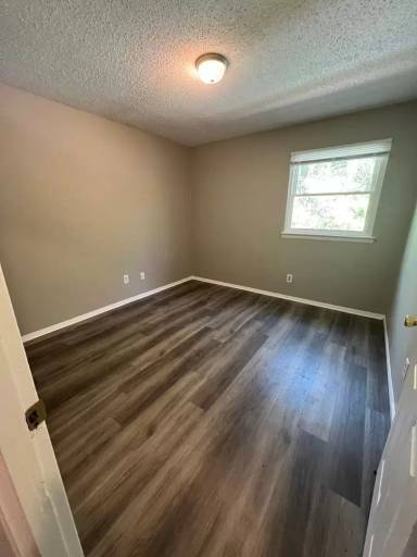 Main picture of 515 Mountain Ridge Rd