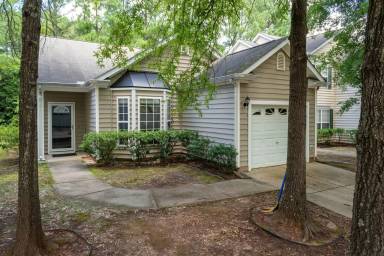 Main picture of 1002 Red Hat Ln