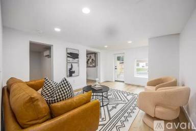 Main picture of 1129 Howard Ave