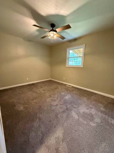 Main picture of 300 Talbert Dr