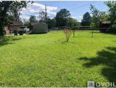 Main picture of 1202 Bloomfield Dr