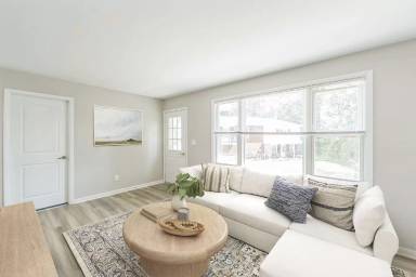 Main picture of 1 Cass Ct