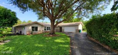 Main picture of 4060 NW 106th Dr