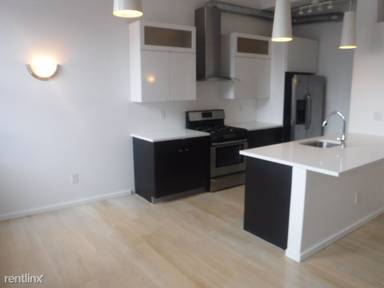 Main picture of 726 Market St