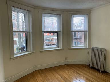 Main picture of 111 Park Dr