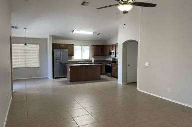 Main picture of 11336 N 153rd Dr