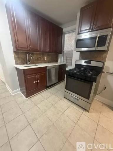 Main picture of 5304 Palisade Ave