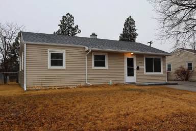 Main picture of 2414 Elm Ave