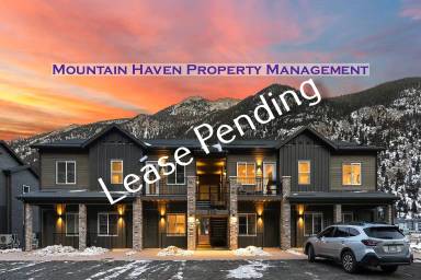 Main picture of 2111 Hummingbird Way
