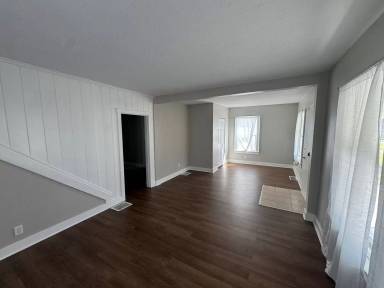 Main picture of 517 Lyndon Ln