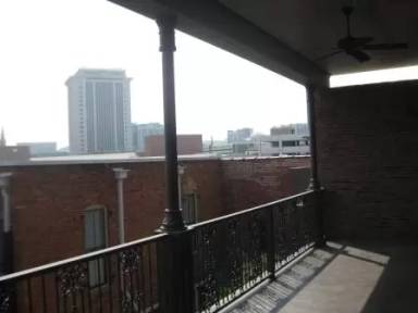 Main picture of 130 Commerce St
