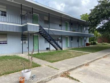 Main picture of 306 Calhoun Dr