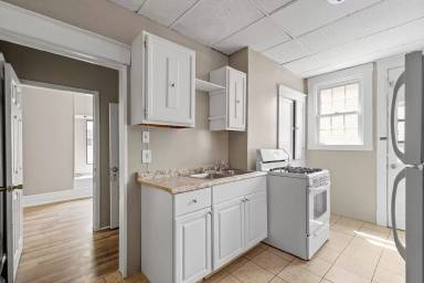 Main picture of 921 15th St