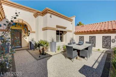 Main picture of 2913 Vista Butte Dr