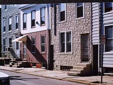 Main picture of 239 E Poplar St