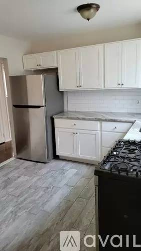 Main picture of 9 E 37th St