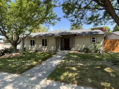 Main picture of 2322 E Mugo St