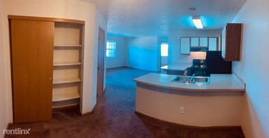Main picture of Pendleton Lake East Apartments