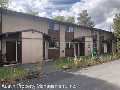 Main picture of 129 NW Adams Pl