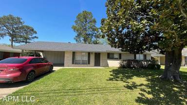 Main picture of 2503 Forsythe Ave