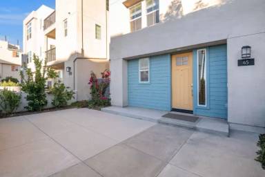 Main picture of 45 Stetson Way