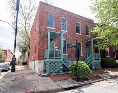 Main picture of 1200 Mackay Pl