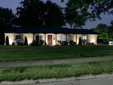 Main picture of 2817 Parklawn Dr