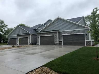 Main picture of 4513 Golf Dr