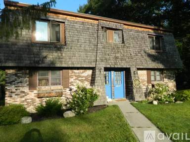 Main picture of 1256 Town Line Rd
