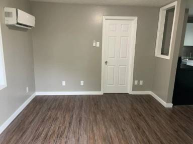 Main picture of 1101 N Philips St