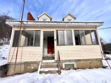 Main picture of 625 Big Knob Rd