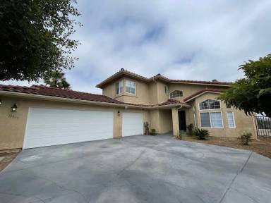 Main picture of 11075 Camino Propico