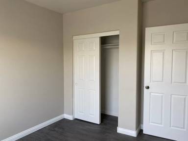 Main picture of 1717 Linden Ave
